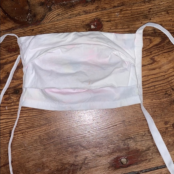 Lilly Pulitzer Tie On Mask - Picture 2 of 3